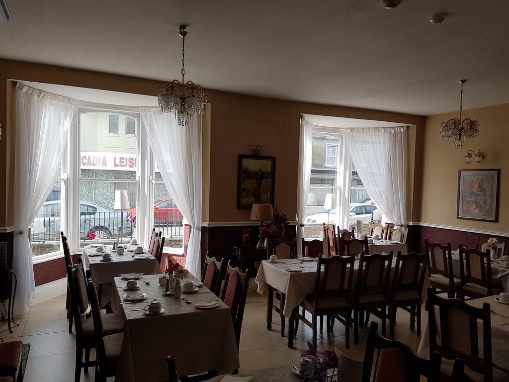 Myles Creek Hotell Kilkee Exteriör bild