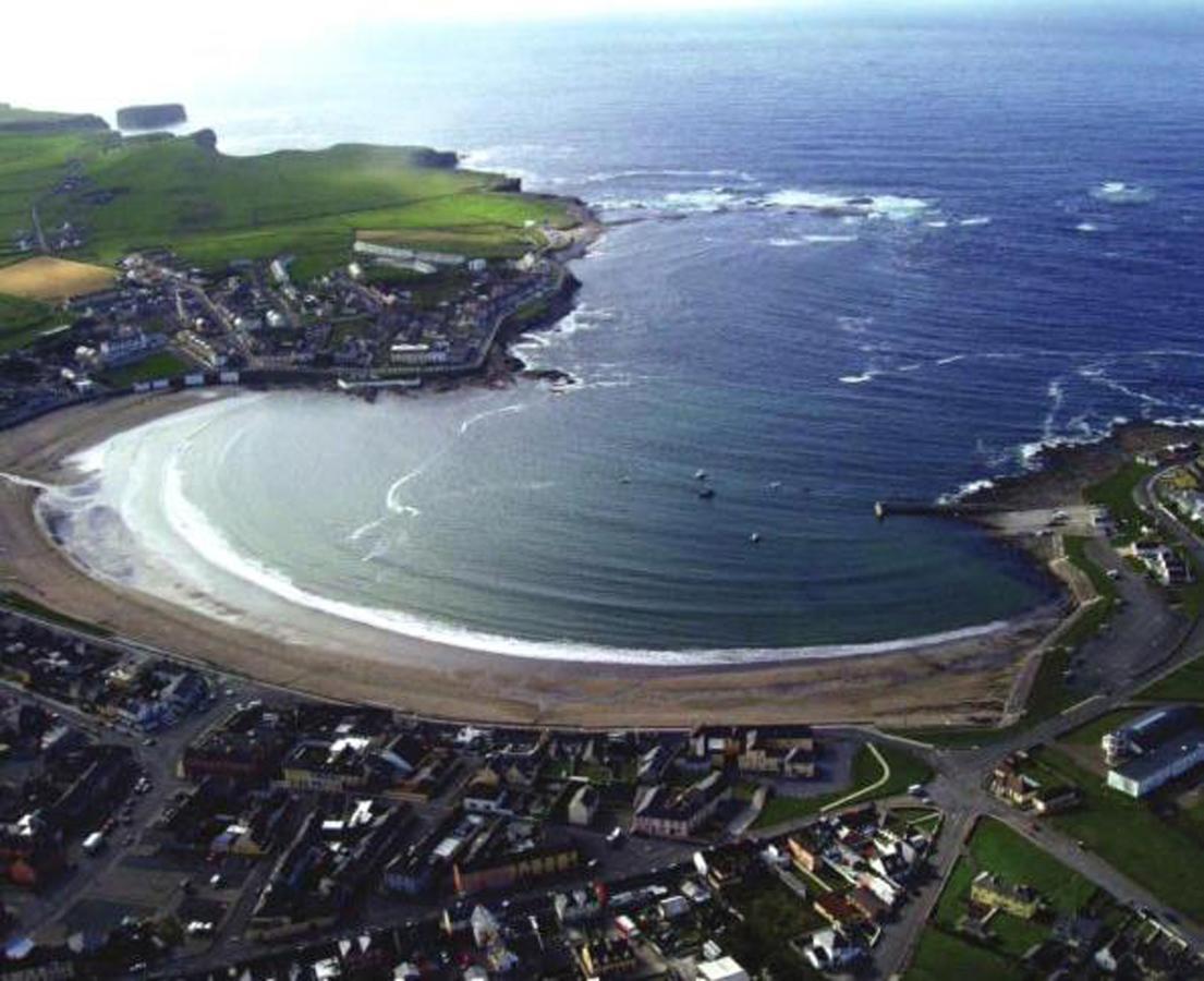 Myles Creek Hotell Kilkee Exteriör bild